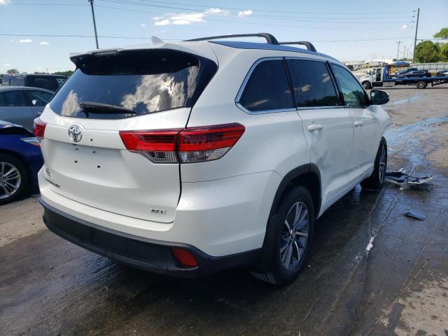 صورة رقم 4 من المزاد - 2018 TOYOTA HIGHLANDER مع VIN 5TDKZRFH6JS532044