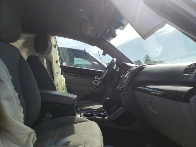 Photo 5 from auction – 2011 KIA SORENTO BA with VIN 5XYKT3A18BG184786
