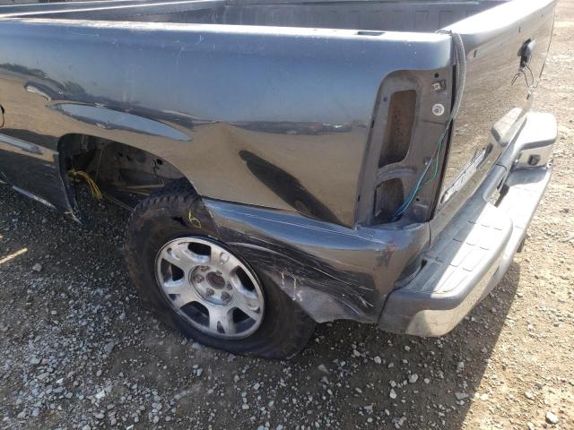 Photo 9 from auction – 2004 CHEVROLET SILVERADO with VIN 2GCEC19T441260010