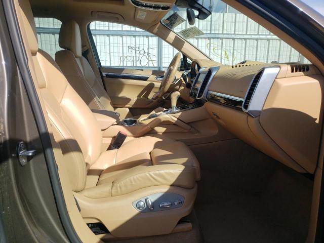 Photo 5 from auction – 2012 PORSCHE CAYENNE S with VIN WP1AE2A29CLA92762