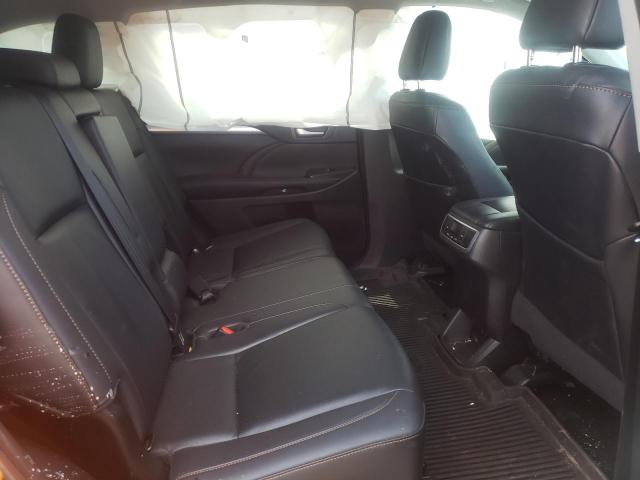 Photo 6 from auction – 2019 TOYOTA HIGHLANDER with VIN 5TDJZRFH1KS702226
