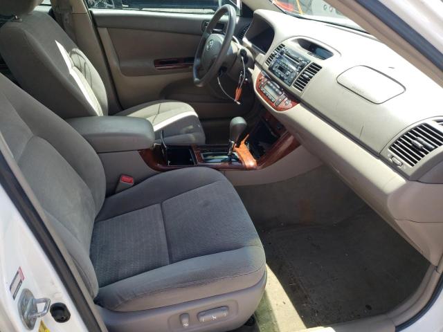 Photo 5 from auction – 2005 TOYOTA CAMRY LE with VIN 4T1BE30K35U615795
