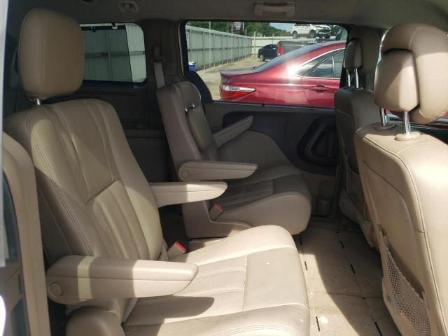 Photo 6 from auction – 2016 CHRYSLER TOWN & COU with VIN 2C4RC1CG5GR221400