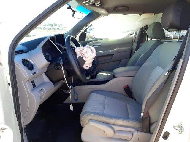 Photo 5 from auction – 2015 HONDA PILOT LX with VIN 5FNYF3H20FB023670