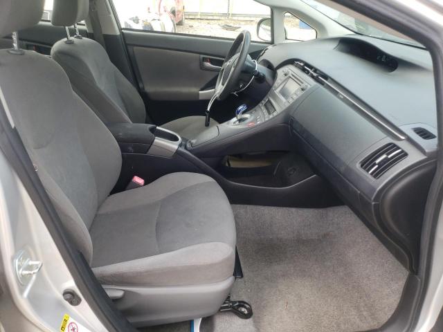 Photo 5 from auction – 2013 TOYOTA PRIUS with VIN JTDKN3DU5D5585188