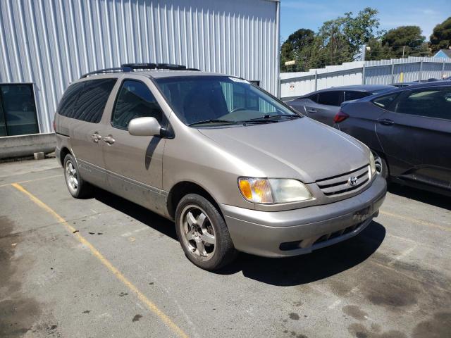 TOYOTA SIENNA 2003 with VIN 4T3ZF13C63U532015 - Photo from auction