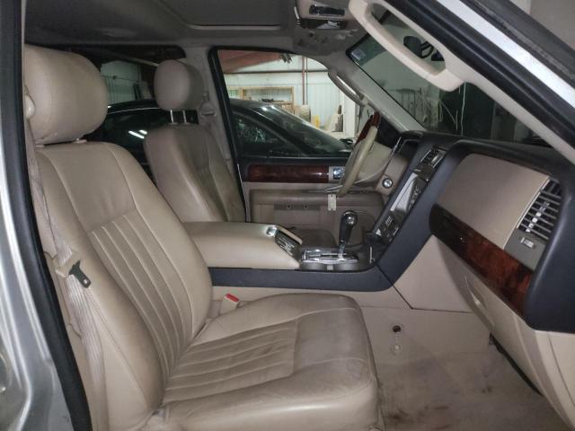 Photo 5 from auction – 2006 LINCOLN NAVIGATOR with VIN 5LMFU27546LJ11808