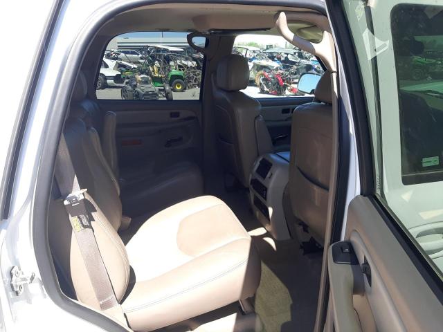 Photo 6 from auction – 2004 GMC YUKON DENA with VIN 1GKEK63U44J236432