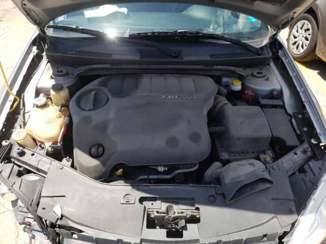 Photo 7 from auction – 2013 CHRYSLER 200 LIMITE with VIN 1C3CCBCG5DN737085
