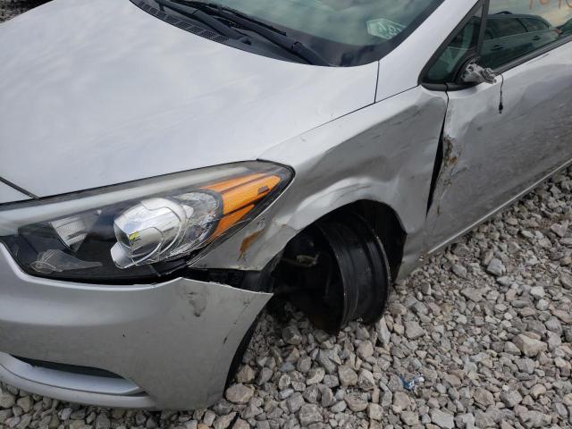 Photo 9 from auction – 2016 KIA FORTE LX with VIN KNAFK4A66G5615032