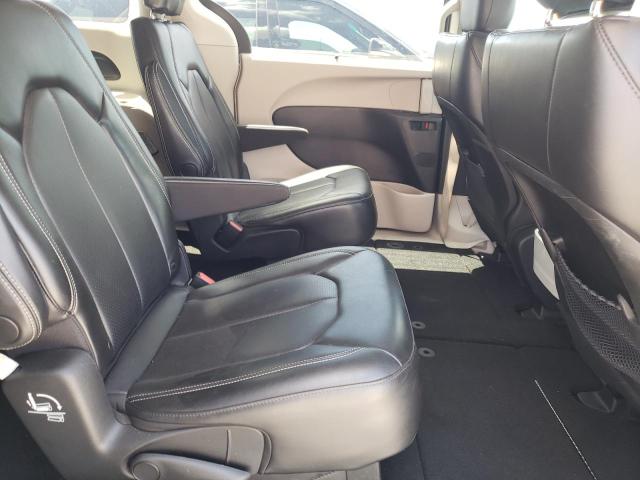 Photo 6 from auction – 2020 CHRYSLER VOYAGER LX with VIN 2C4RC1DG8LR256943