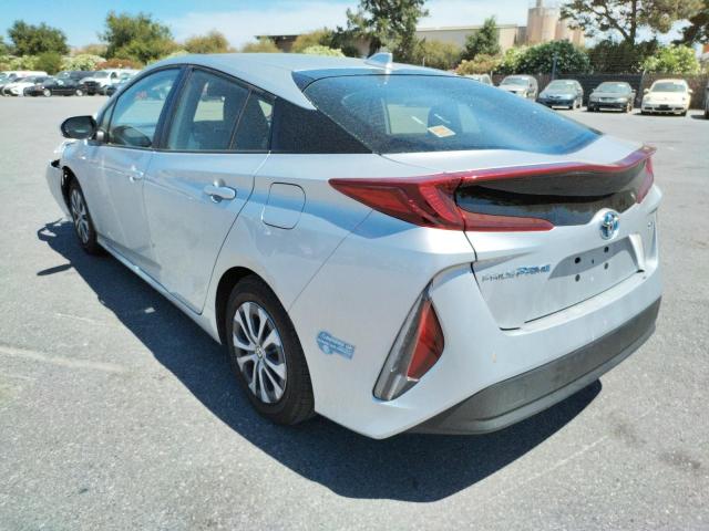 Photo 3 from auction – 2022 TOYOTA PRIUS PRIM with VIN JTDKAMFP2N3197891