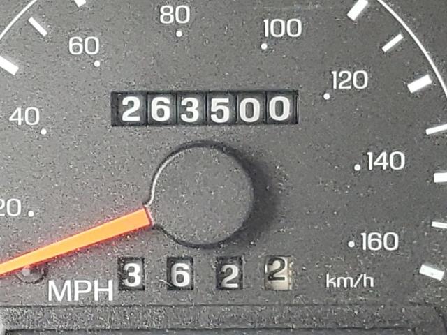 Photo 8 from auction – 2001 FORD EXCURSION with VIN 1FMSU43F81EC27330