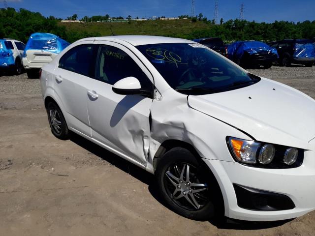 Photo 9 from auction – 2014 CHEVROLET SONIC LS with VIN 1G1JA5SG4E4240637