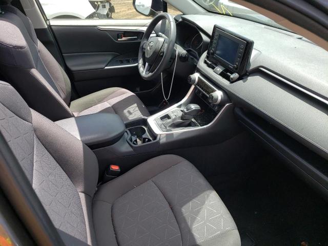 Photo 5 from auction – 2021 TOYOTA RAV4 XLE with VIN JTMP1RFVXMD531692