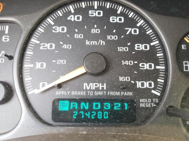 Photo 8 from auction – 2002 CHEVROLET SUBURBAN K with VIN 1GNFK16Z62J330293