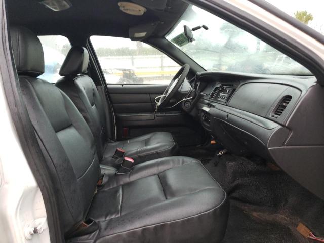 Photo 5 from auction – 2009 FORD CROWN VICT with VIN 2FAHP71V89X135927