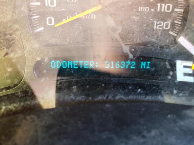 Photo 8 from auction – 2004 CHEVROLET SILVERADO with VIN 2GCEK19T041121639