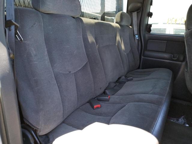 Photo 6 from auction – 2004 GMC SIERRA C25 with VIN 1GTHC29U64E248533