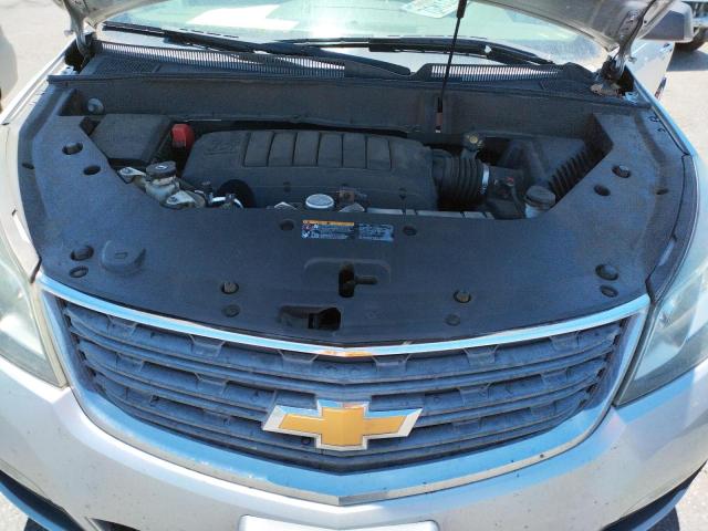 Photo 7 from auction – 2015 CHEVROLET TRAVERSE L with VIN 1GNKRFKD5FJ174707