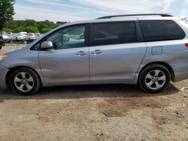 Photo 9 from auction – 2014 TOYOTA SIENNA LE with VIN 5TDKK3DCXES503547