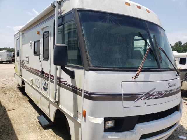 CHEVROLET P30 1998 with VIN 1GBJP37J3W3306265 - Photo from auction