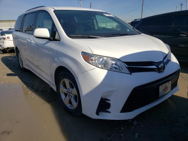TOYOTA SIENNA LE 2018 with VIN 5TDKZ3DC0JS911187 - Photo from auction