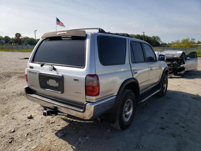 Photo 4 from auction – 2000 TOYOTA 4RUNNER SR with VIN JT3GN86R2Y0177315
