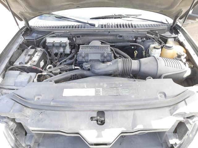 Photo 7 from auction – 2006 LINCOLN NAVIGATOR with VIN 5LMFU27576LJ05338