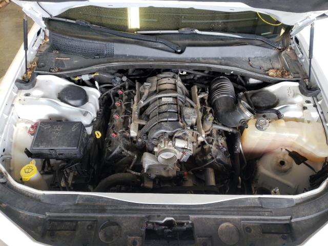 Photo 7 from auction – 2014 CHRYSLER 300C with VIN 2C3CCAKT5EH106386
