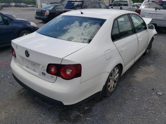 Photo 4 from auction – 2010 VOLKSWAGEN JETTA SE with VIN 3VWRZ7AJ5AM166328
