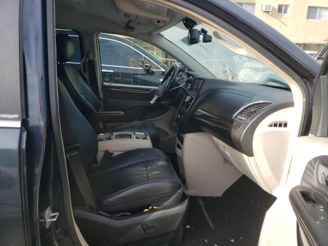 Photo 5 from auction – 2013 CHRYSLER TOWN & COU with VIN 2C4RC1CG4DR684317