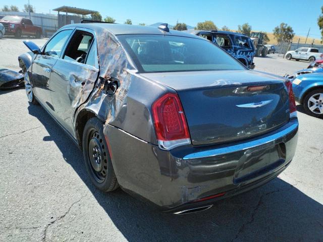 Photo 3 from auction – 2019 CHRYSLER 300 LIMITE with VIN 2C3CCAEG7KH631430