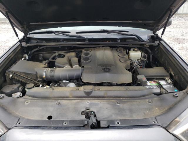 Photo 7 from auction – 2017 TOYOTA 4RUNNER SR with VIN JTEBU5JR2H5469902