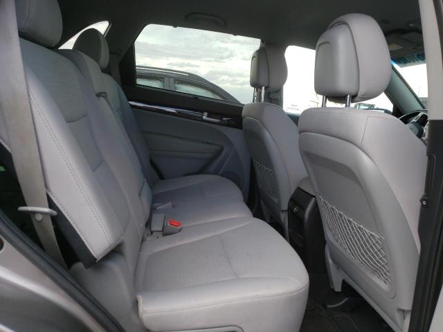 Photo 6 from auction – 2015 KIA SORENTO LX with VIN 5XYKTDA66FG638749