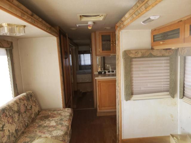 Photo 6 from auction – 2003 OTHER OTHER with VIN 5B4MP67G733357221