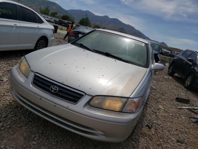 Photo 9 from auction – 2000 TOYOTA CAMRY with VIN 4T1BG22K9YU651125