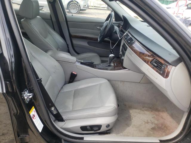 Photo 5 from auction – 2007 BMW 325XI with VIN WBAVC73597KP32605