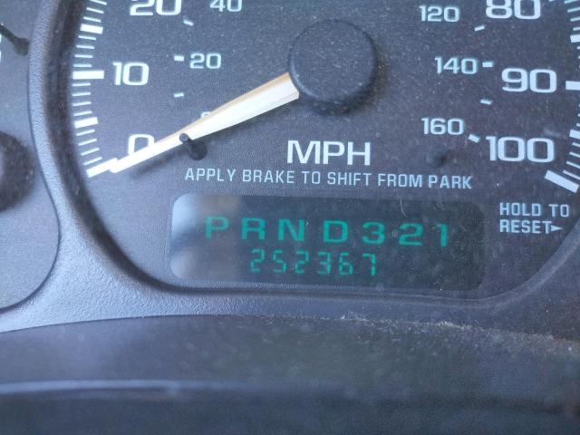 Photo 8 from auction – 2001 CHEVROLET SILVERADO with VIN 1GCGC13U41F174890