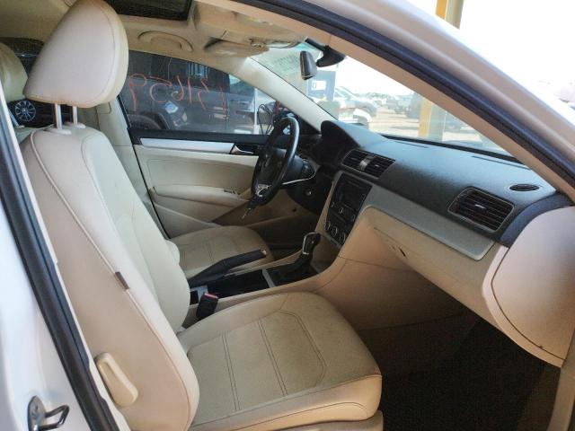 Photo 5 from auction – 2012 VOLKSWAGEN PASSAT SE with VIN 1VWBP7A37CC042395
