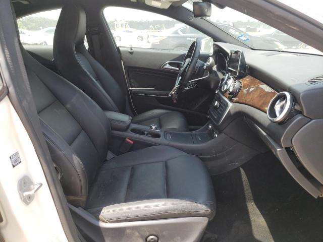 Photo 5 from auction – 2014 MERCEDES-BENZ CLA 250 with VIN WDDSJ4EB4EN052996
