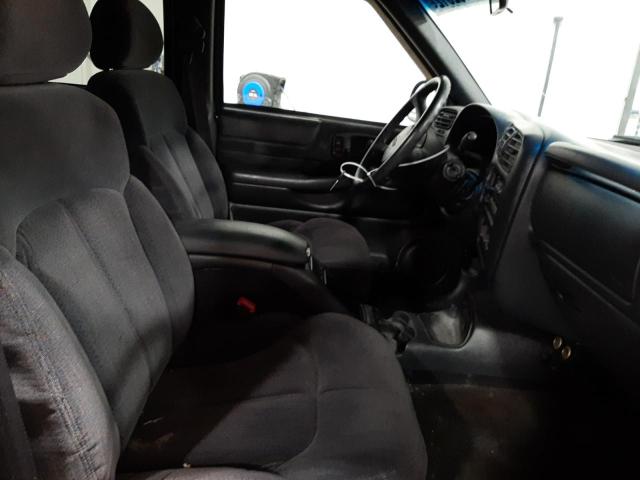 Photo 5 from auction – 2000 CHEVROLET BLAZER with VIN 1GNDT13W2Y2169393