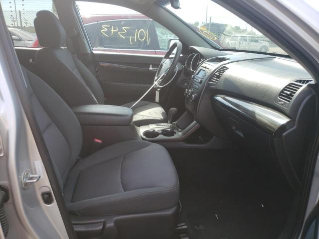 Photo 5 from auction – 2013 KIA SORENTO LX with VIN 5XYKT3A11DG406717