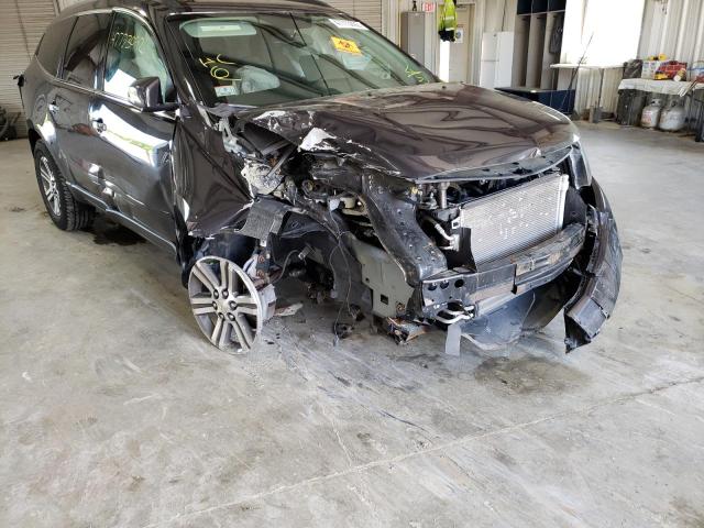 Photo 9 from auction – 2017 CHEVROLET TRAVERSE L with VIN 1GNKVGKD7HJ215469