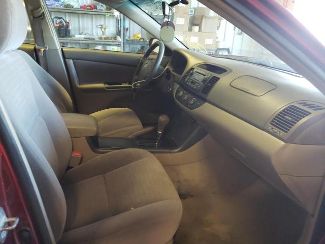 Photo 5 from auction – 2005 TOYOTA CAMRY LE with VIN 4T1BF32K75U104584
