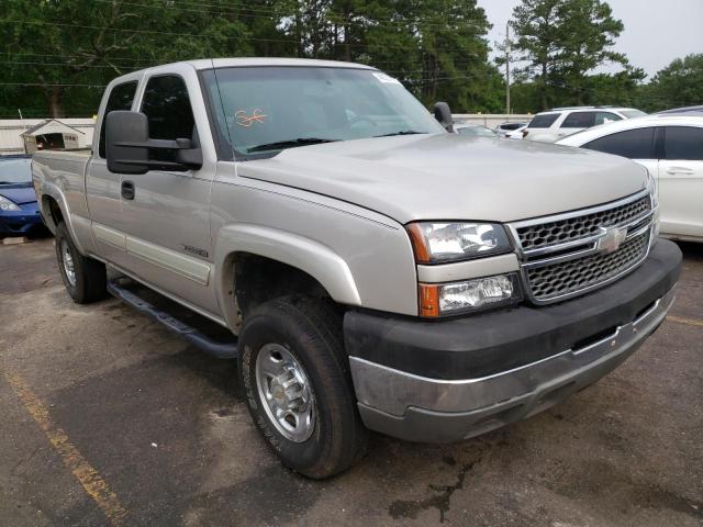 CHEVROLET SILVERADO 2005 with VIN 1GCHC29U65E254981 - Photo from auction