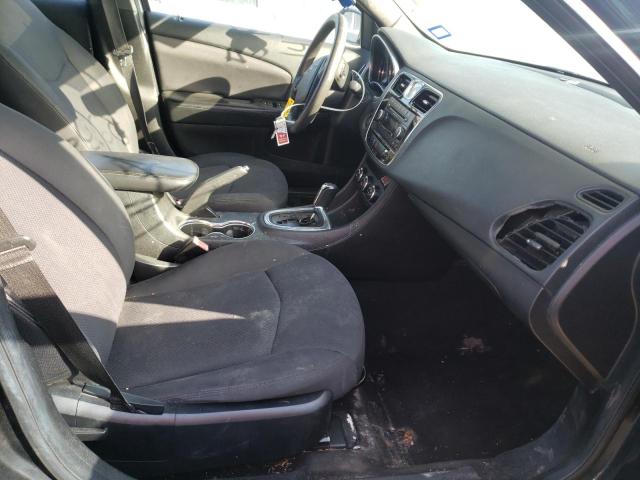 Photo 5 from auction – 2013 CHRYSLER 200 LX with VIN 1C3CCBAB2DN597147
