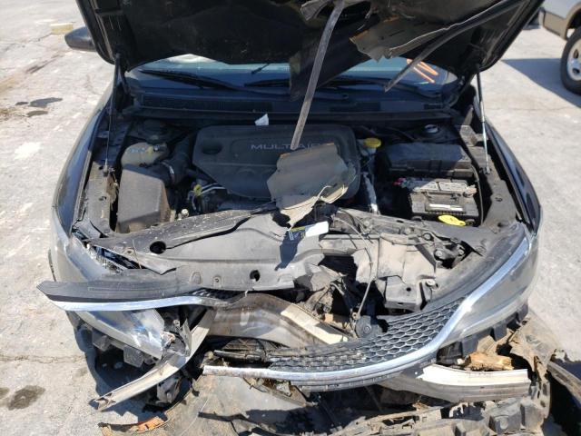 Photo 7 from auction – 2016 CHRYSLER 200 LIMITE with VIN 1C3CCCAB0GN126754