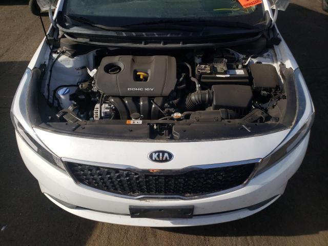 Photo 7 from auction – 2017 KIA FORTE LX with VIN 3KPFL4A77HE131773