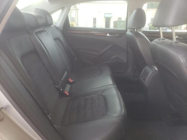 Photo 6 from auction – 2013 VOLKSWAGEN PASSAT SEL with VIN 1VWCN7A33DC024651
